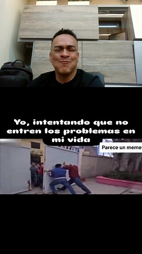 ✅ DESCRIPCIÓN COMPLETA Hoy traemos dos momentos que prueban científicamente que la vida siempre está lista para darnos humildad. 📌 Clip 1: Dos hombres sostienen una compuerta como si fueran guardianes de una fortaleza medieval. Tensión, estrategia, esfuerzo… Todo para descubrir que el grupo de gente abrió la otra mitad y entró sin pedir permiso. En resumen: Plan A: bloquear. Plan B del universo: “Hermano, por aquí se abre también”. 📌 Clip 2: A un perro le ponen una pelota dentro de un cono. El