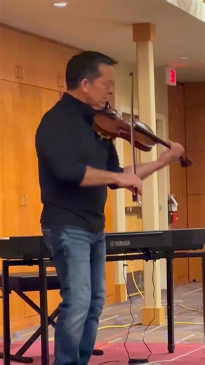 Louis Schryer is the most decorated fiddler in Canadian fiddle competitions. 8x Canadian Open Champion and 4x Canadian Grand Masters Champion. He is a triplet ! Here he is teaching a workshop in his easy going cheerful way | B.C. Old Time Fiddler's Association, Branch #1 - Prince George
