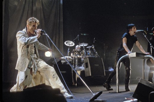 Watch footage from David Bowie and Nine Inch Nails' tour