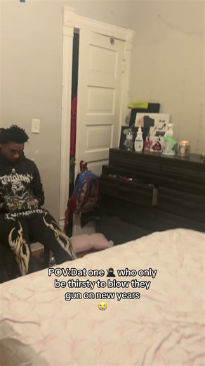 FOLLOW MY IG AND YT #lilcam_ongo | new year's