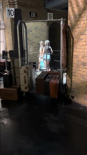 Platform 9 & 3/4, Hogwarts Express, Pepper's Ghost Effect, Universal Studios, Orlando, FL Oct. 2023