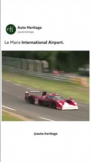 Mercedes, always above the competition. Peter Dumbreck's 1999 Le Mans crash left everyone stunned.