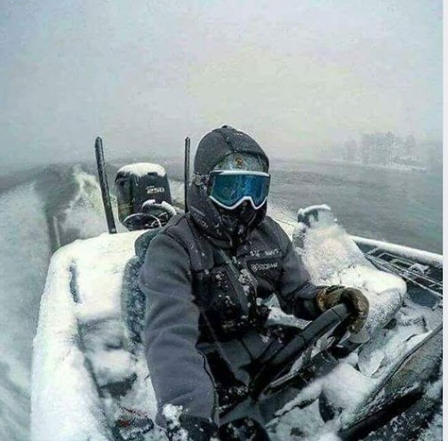 2025 Buyer's Guide Best Winter Fishing Clothing [Cold Weather Fishing Gear Reviews] - Fishing Blueprint