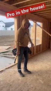 45K views · 434 reactions | Eoic hammer flip #framing #framers #framer #91 | BRC Construction | Facebook