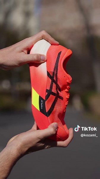 ASICS Metaspeed Paris - Running Shoes Review