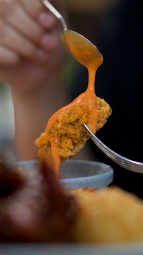 Ekeko Grill Peruano on Instagram: "Sabores que se encuentran. Tradición que se transforma. Nuestro piqueo peruano, pensado para compartir. ✨🍽️ - Conoce nuestra carta completa en: https://www.flowcode.com/page/ekekogril ◽ Real Plaza - Cusco ◽ Ekeko Mercaderes 72 - Tercer piso ◽ Ekeko Mall Plaza - Tercer piso ◽ Ekeko Mall Aventura - Patio de las terrazas ◽ Arequipa Center - Segundo piso #grillperuano #Ekeko #Arequipa #Cusco"