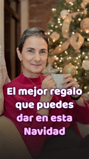Rebeca Barba, TDC on Instagram: "La autosuficiencia promete protección, pero a cambio te deja solo. Nos hace creer que “ya lo superamos” o que “no necesitamos a nadie”, pero por dentro… sigue ese nudo, ese vacío, ese dolor no nombrado. La verdad es que fuimos creados para amar y ser amados, para necesitar, para ser sostenidos también. Y cuando aprendes a soltar, a permitirte ser vulnerable, ahí empieza la verdadera sanación. ❤️🩹🎁 Por eso, quiero hablarte de lo que nadie nos dijo sobre ser auto