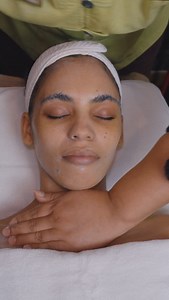 ASMR: Incredibily Relaxing Thai facial Massage for Glowy Skin! 🎥 Watch the Full Video on my Youtube Channel! 📍Bangkok, Thailand! Spa Name: Sakura Spa @sakuraspath ⭐ Follow for more content like this! #asmr #asmrmassage #asmrsounds #asmrforsleep #asmrnotalking #asmrfacial #facial #facialmassage #headmassage #facialforglowyskin | Cleo Abrahams