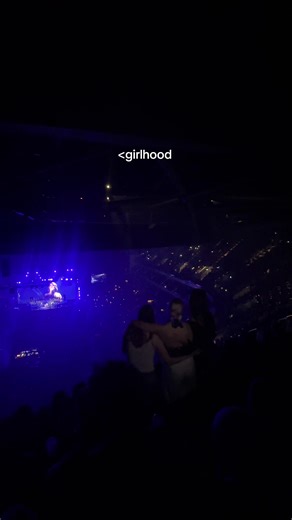 Raye's Empowering Performance at O2 Arena