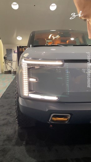 1.5M views · 25K reactions | A solar-powered EV Truck  #edison #edisonfuture #conceptcar #futuretech #cars #supercars #electricvehicle #supercarblondie | Supercar Blondie | Facebook