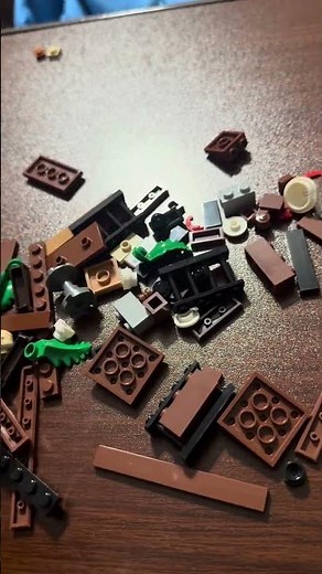 Lego Library Building 📚