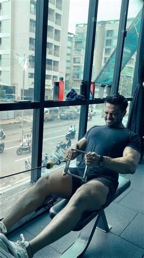 Building a stronger back, one rep at a time 💪🔥 #SeatedRow