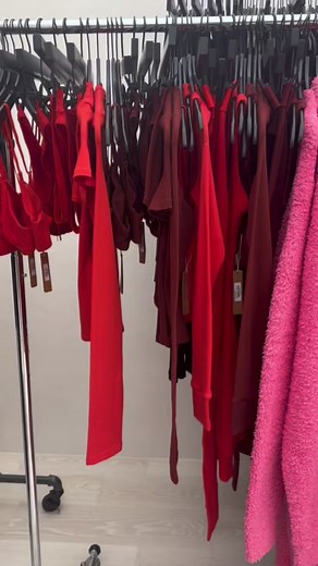 Kim Kardashian Holiday Shop at SKIMS: Walkthrough and Shopping Experience