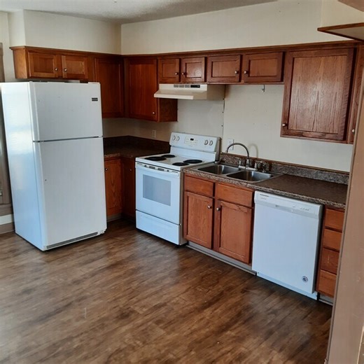 1512 S 6Th St, Springfield, IL 62703 - For Rent