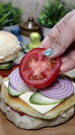 Aloo Tikki Burger Recipe | Homemade Veg Burger | Street Style Snack