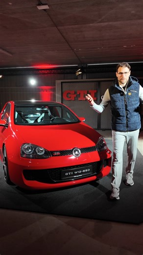 🏁The craziest Golf of all time? This 2007 VW Golf GTI W12 carries a Bentley 12-cylinder engine with 650 hp! #vwgolf #golfgti #golfgtiw12 #gtiw12 #golfw12 | Autogefühl