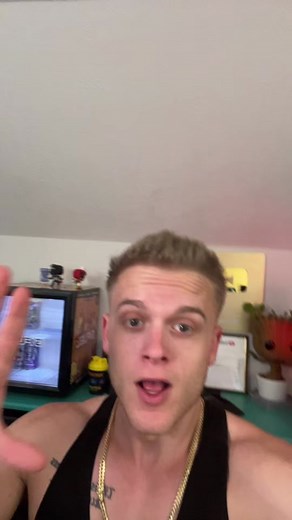 @MrBeast @Feastables ITS OUT BACK OF FEASTABLES BARS