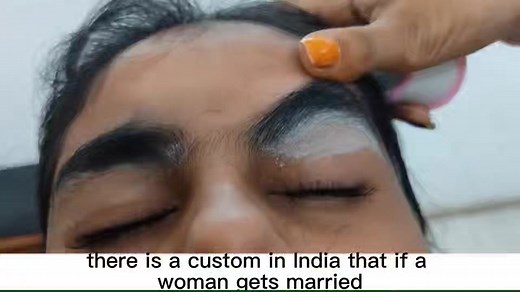 would you want to try it?#eyebrowtricks #eyebrowtrim #eyebrow #skincare #mameup #beautytips #beauty #hairremoval #fyp