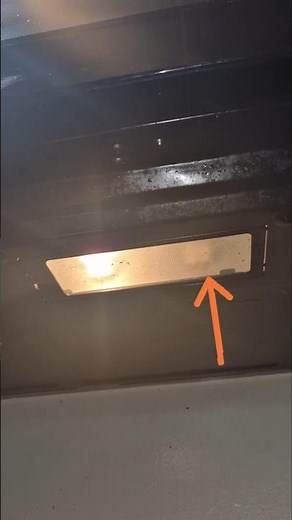 Very EASY! How to replace microwave stove light bulb.
