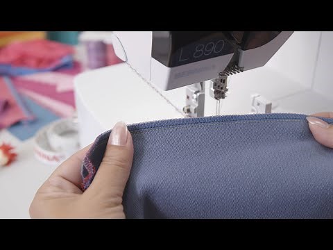 L 890 Overlocker / Coverstitch Combo: Threading an Overlock Stitch in Guided Mode