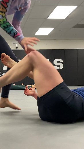 1.5K views | Side Control Escape Here is a side control escape great for submission grappling and MMA #brazilianjiujitsu #realizebjjlife #jiujitsuvideos #queenofthenorthmma | Realize BJJ Life | Facebook