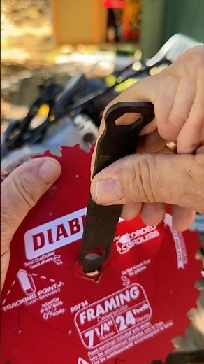 Remove Center Piece From Circular Saw Blade