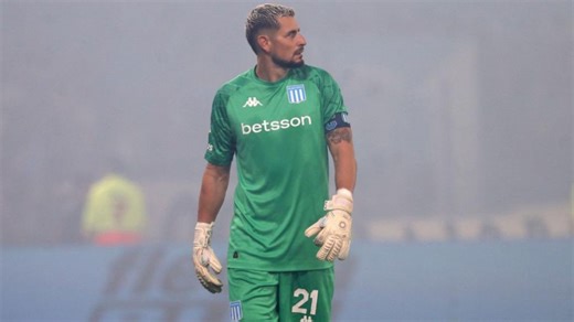 Gabriel Arias cerró su cuenta de Instagram por las críticas y perdería la titularidad en Racing