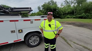 8.9K views · 308 reactions | Cedar Rapids Police truly value the support we get from Iowa Department of Transportation Highway Helpers. They provide rapid response assistance to motorists on State highways. Flat tires, empty gas tanks, accident awareness - these crews are always there and we appreciate them. Let's take a walk around an Iowa DOT Highway Helper truck. | Cedar Rapids Police Department | Facebook