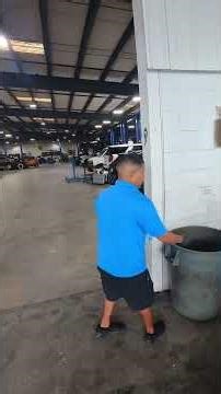 192.60$ Unlock a ford F150 at a Chevy Dealership #locksmith #automobile #locksmithnearme #investing