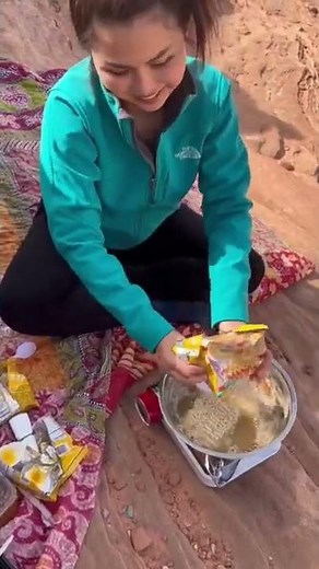 Ultimate camping meals| Easy cooking recipes less than 5 minutes and cost only $1.5 Day II