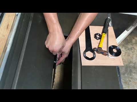 更換鋸片的方式