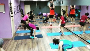 Did you HIIT today? Metafit is a standolone, non choreographed, body weight only, HIIT workout. We have certified coach @rocky24fit teaching #metafit to apply true HIIT principles and develop client range of motion to achieve maximum effect. No fluff, gimmicks or fancy moves. Just simple, intense, highly effective training that can be modified to suit everyone. Call 012-2292097 to check about our timetable. #hiit #anytimefitness #anytimefitnessmalaysia #metafitasia #metafitmalaysia #metafitcoach