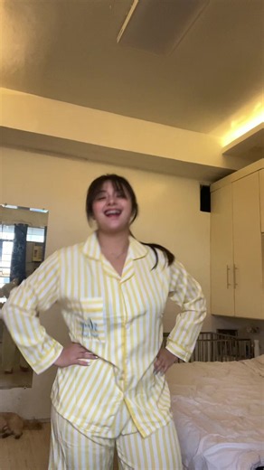 Kristel Toledo (@krsteta)’s videos with Spin Back x Cardboard Box - Kuya Magik