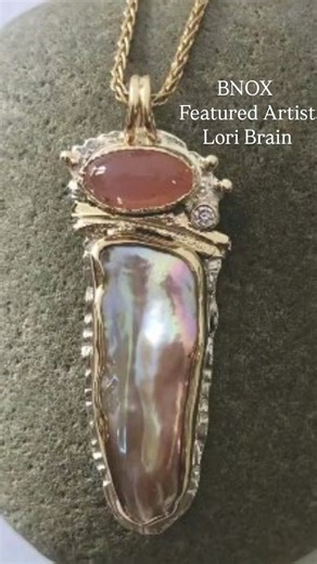 Join BNOX JEWELRY at the Villa Bellezza Winery Christmas Market in Pepin WI . Sat & Sun 11-5 til Dec 21st . Visit BNOX in the Great Hall Lori Braun, our featured artist, gets her inspiration from the beautiful gemstones which she selects for their exceptional rarity, beauty, as well as their quality. Each piece of jewelry is designed and created with the gemstone as the focal point and lead design element. Lori's work is fabricated from gold and sterling silver. It is "constructed" using square 