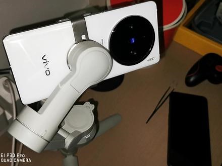 2k出头的x100如何呢，带有潜望长焦和激光对焦#x100 #vivo #vivox100