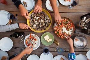 Be an expert on food etiquette around the world | In The Know