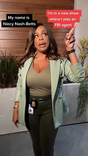 @Niecy Nash is hilarious and charming in #TheRookieFeds! Get to know more of Simone Clark TONIGHT at 10/9c on ABC and Stream on Hulu.