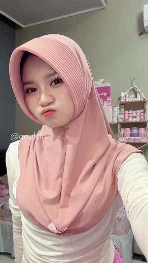 Angel Mode: Fashion & Style Inspirations