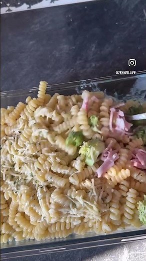 Wenn es mal schnell gehen muss, ist ein Nudelauflauf einfach die beste Lösung.