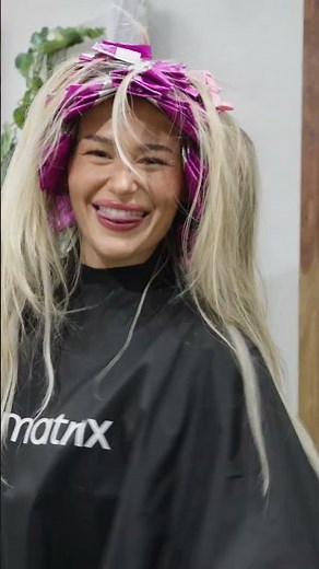 How to get that seamless, shiny blonde glow up 🌟 #haircolor #expensiveblonde #salonhacks