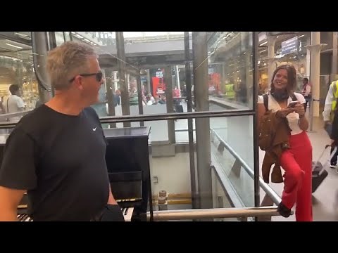 Girl's Red Trousers Distract Piano LIVESTREAM