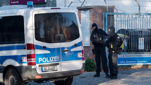 Razzia bei Hells Angels – Polizei verhaftet sieben verdächtige Mitglieder