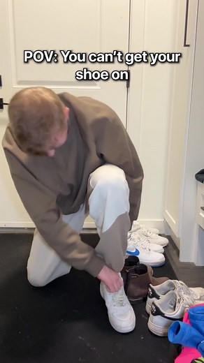 Struggling to Put on Your Shoe? Here's the Solution!