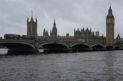 Londres : une enquête antiterroriste après un incendie visant un ancien local d'une organisation juive - i24NEWS