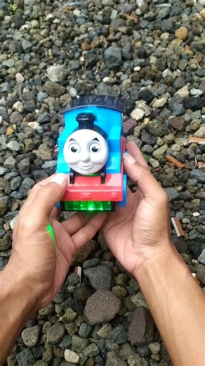 ASMR Unboxing and Testing Train Thomas and Friends No Talking