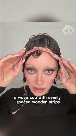How did women curl their hair in the 1920s? #foryou #youtubeshort #women #1920s
