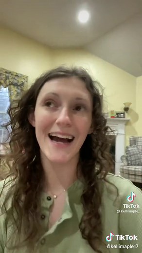 Kelli maple (@kellimaple17)’s videos with original sound - Kelli maple