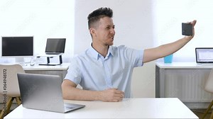 4K Medium Of Businessman Successfully Ending His Vlog On Smartphone