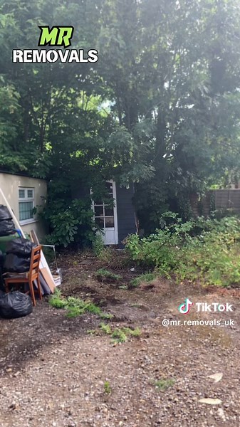 🎥 Another Job Done Right! 💪🌿♻️ Here’s a quick look at a job we smashed out last week — full waste removal and garden clearance, leaving the place looking clean, tidy, and ready to enjoy again! ✅ Whether it’s overgrown gardens, bulky waste, or just general rubbish piling up — Mr Removals has got you covered. Fast, friendly and affordable local service based in Cheshunt, covering Hertfordshire, North London, and surrounding areas. 🧹 Services We Offer: • Garden Maintenance 🌿 (grass cuts, hedge