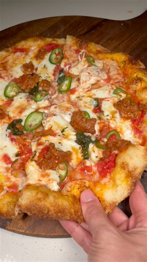 Sausage Jalapeño🥵Try my easy same day dough recipe, it’s the pinned post on my page! DM me your pizza pics to be featured in my stories🍕📸Subscribe to my Patreon for step by step tutorials of my home-oven-pizzas📝🧪Link in bio #pizza #food #asmr #mukbang #recipe | pizzofart